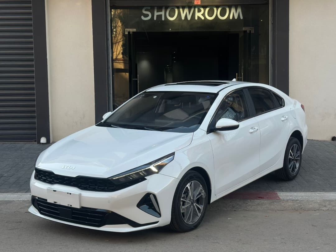 Kia Cerato 2025 - Photo 1