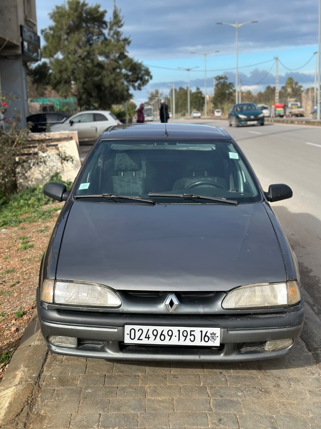 Renault Megane 2 1997 - Photo 1